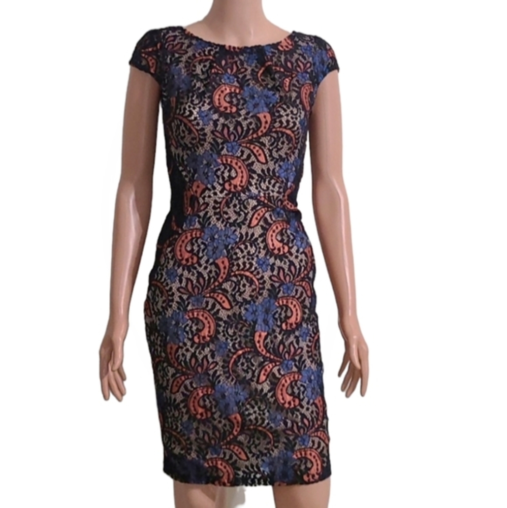 KLd Signature Black lace dress round Neck short sleeves Size S Small